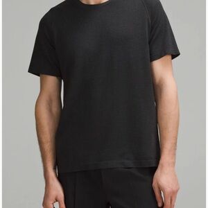 MEN'S METAL VENT TECH SHORT SLEEVE - GREY